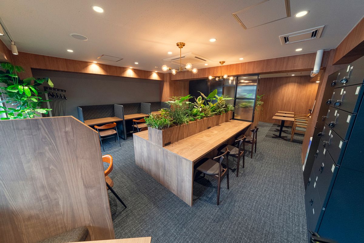 H1T浜松町(大門駅前)の店内