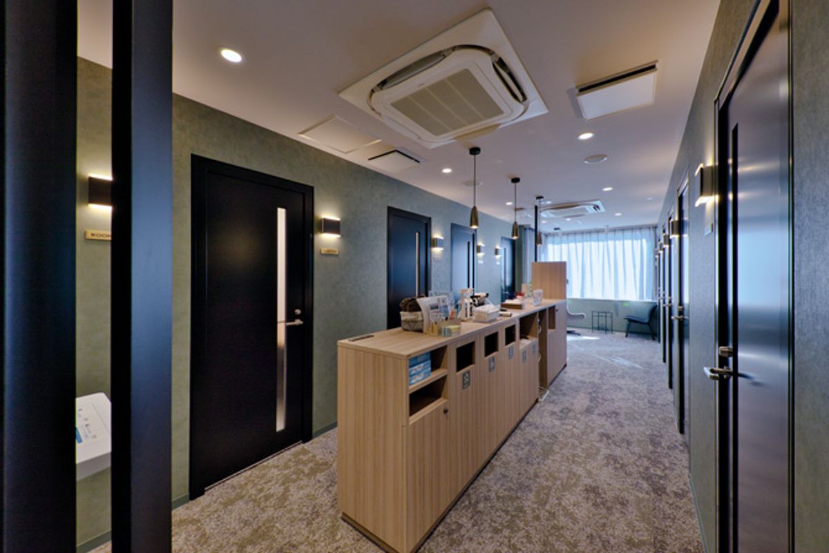 H1T御茶ノ水の店内