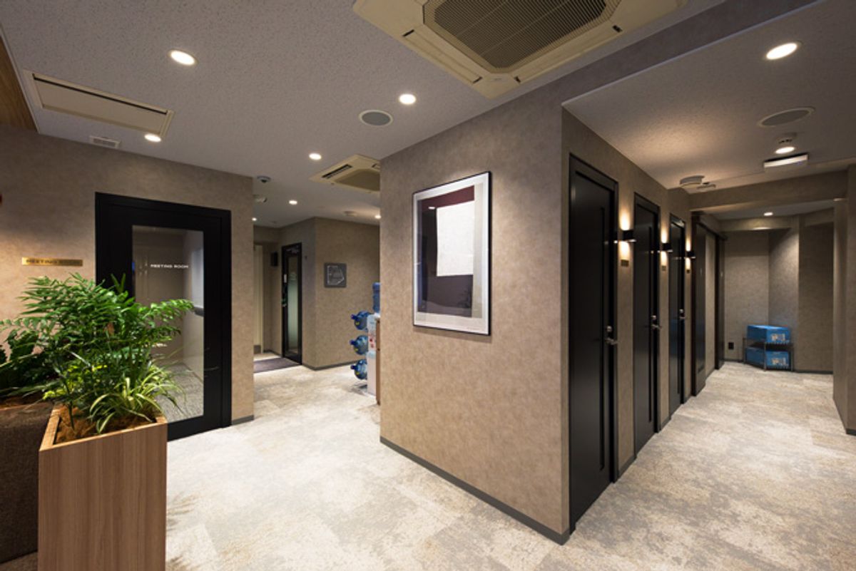 H1T溜池山王の店内