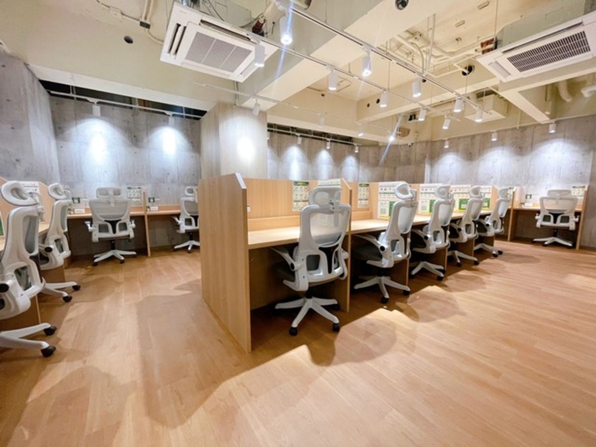 StudyWork Cafe24高田馬場店の店内